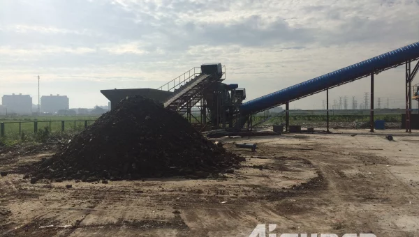 Common Machine to Process Construction Waste