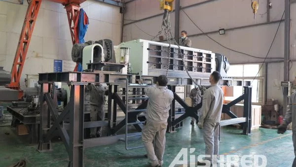 Universal Twin-shaft Shredder for Sale in Uzbekistan