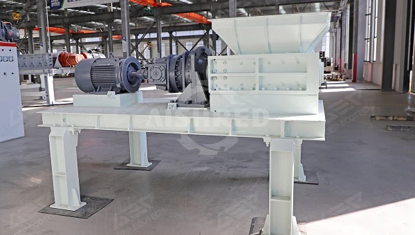 Grocery Waste Shredding Solution Tailored for Vermicomposting Operations