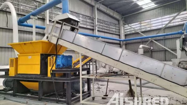 Optimized Shredding System for Handle OCC Waste