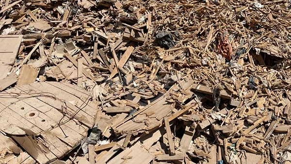 How to Shred Construction Wood Formwork, Plywood, and Waste Wood Blocks? GD Double-Shaft Shredder for One-Step Processing