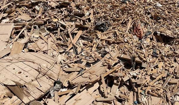 How to Shred Construction Wood Formwork, Plywood, and Waste Wood Blocks? GD Double-Shaft Shredder for One-Step Processing
