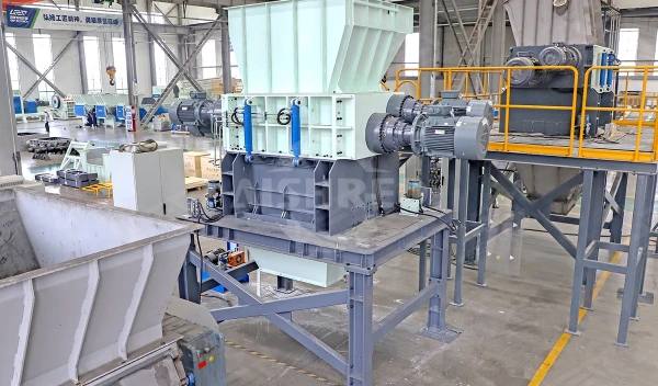 Four Shaft Shredder: An Industrial Recycling Project