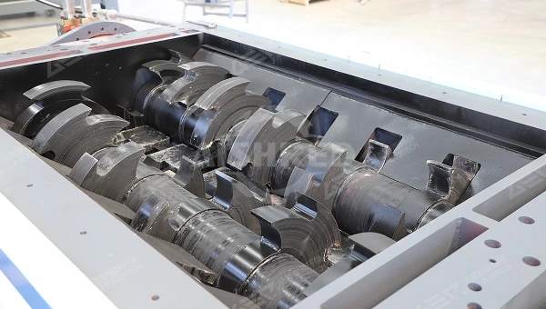 GEP ECOTECH Hydraulic Pre Shredder for Pretreatment of Municipal Solid Waste Pyrolysis