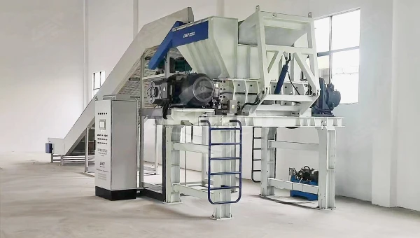 Stop Landfilling the Bulky: Unlock Value with Advanced Shredding Technology Today