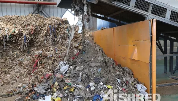 Municipal Solid Waste Solution: Landfill, Composting and Incineration